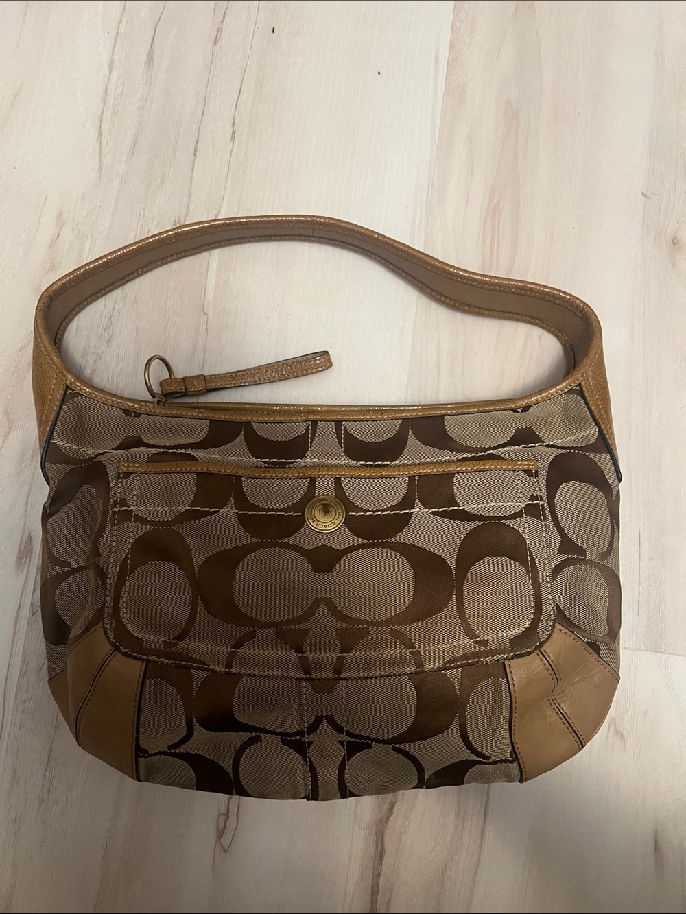 Coach vintage logo Signature Canvas Hobo Bag in Brown